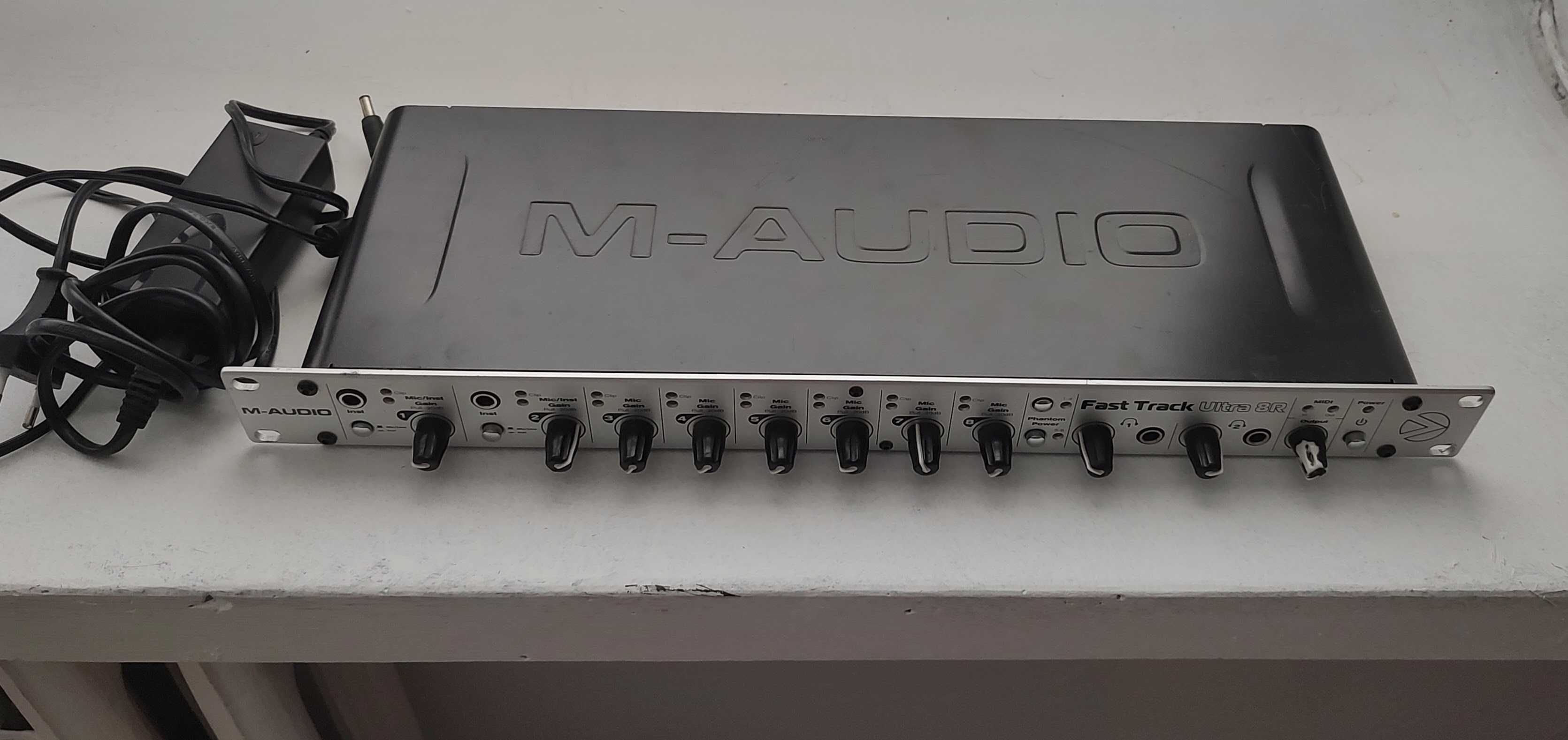 Interfejs audio usb 8 kanałowy M-AUDIO FastTrack Ultra 8R