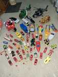 Vários brinquedos