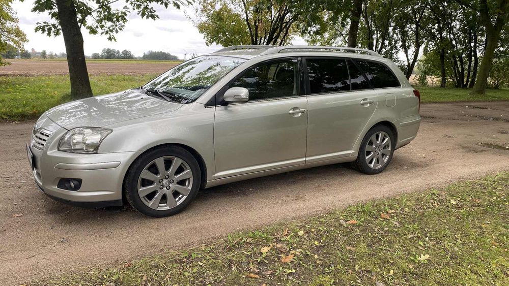 Toyota Avensis 2008 2.0 Benzyna