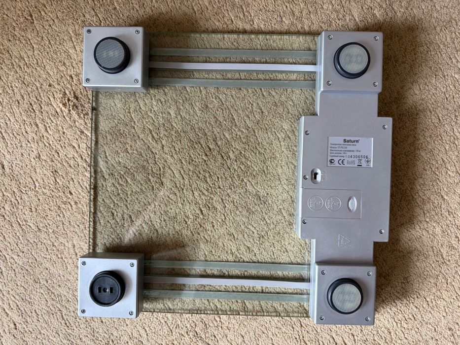 Продам напольні ваги недорого