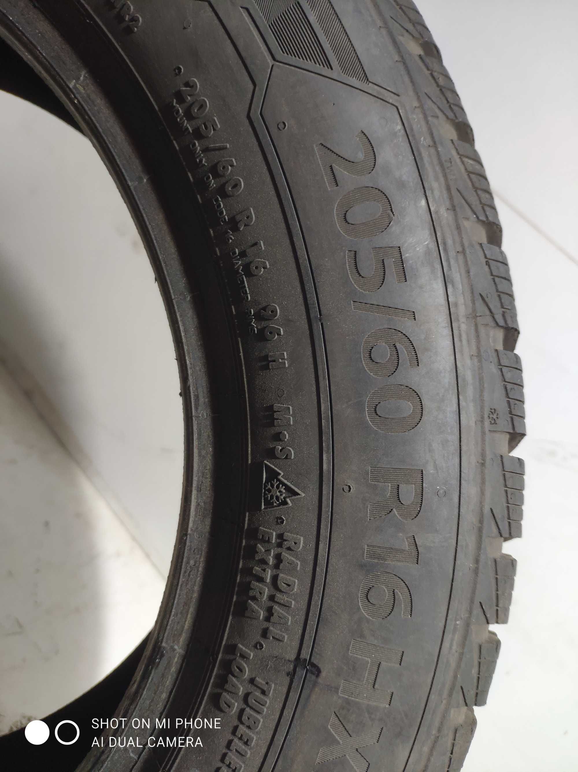 Opona Opony 205/60R16 BARUM POLARIS 5 zimowa 1szt poj zima jak nowa