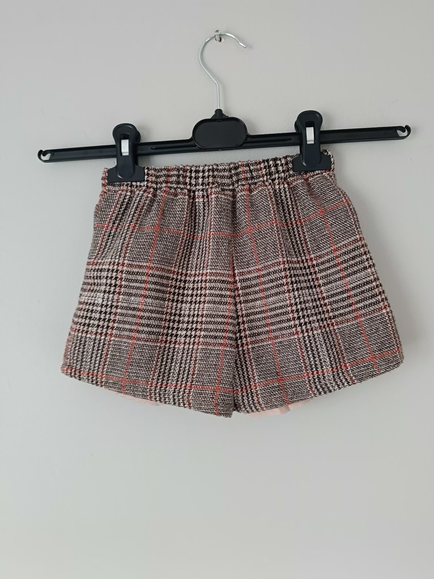 Spodenki w kratkę rozmiar 92