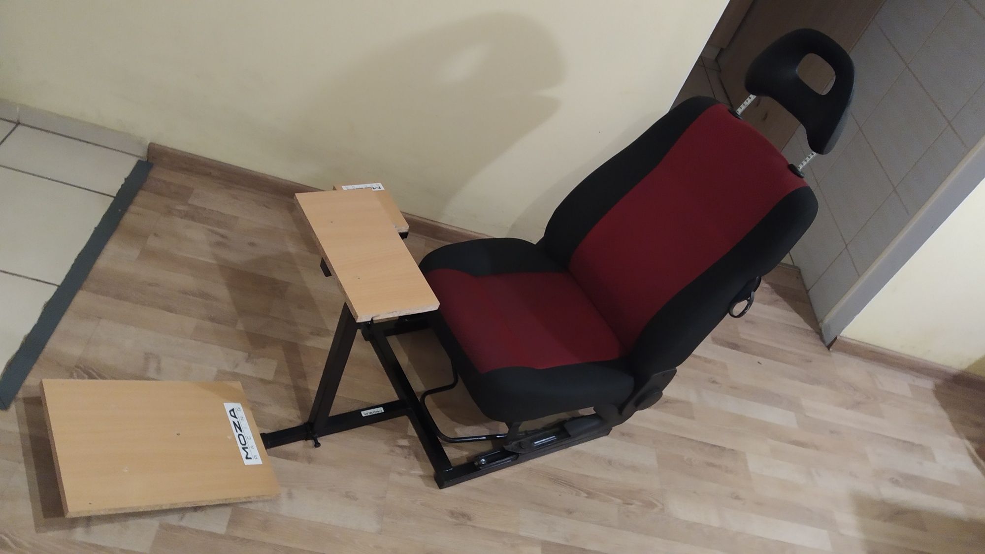 Stelaż pod kierownicę, simracing, Logitech, thrustmaster