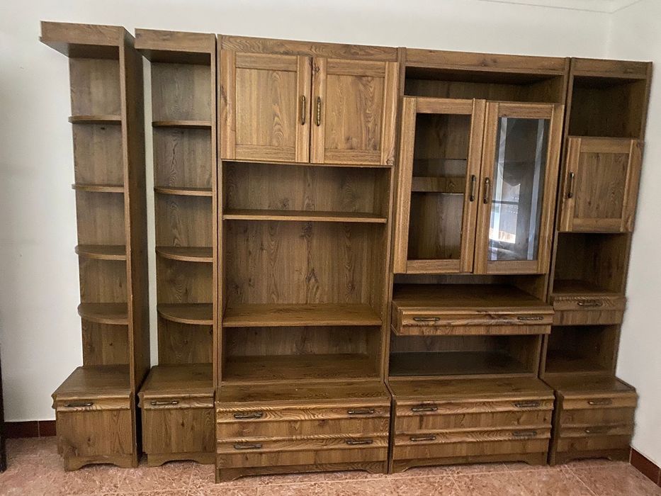 Móvel de sala modular em madeira