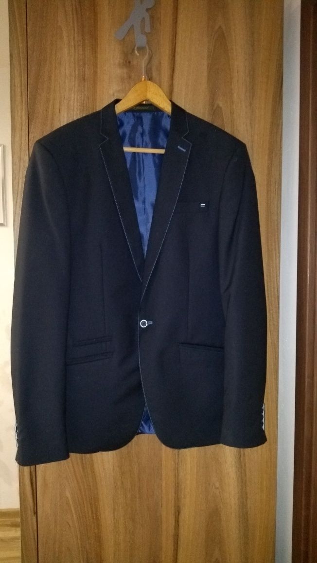 Garnitur Ferrano slim 188/pas 90. Granatowy