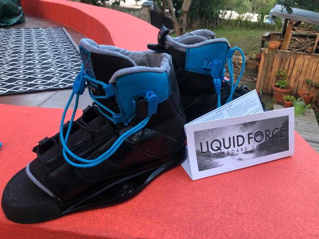 botas wakeboard liquid force index