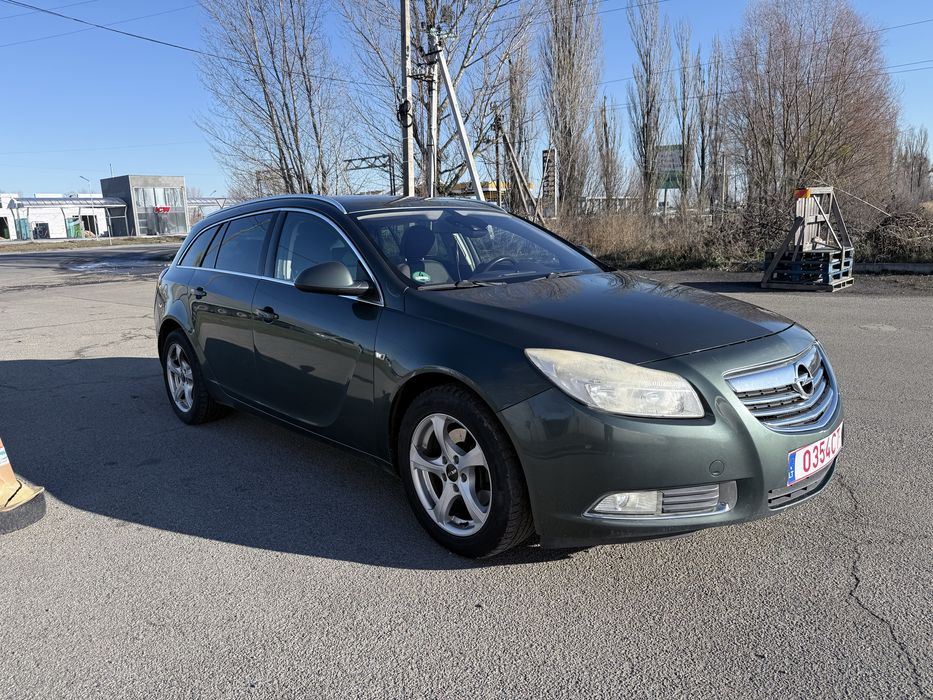 Продам Olel Insignia 2.0D