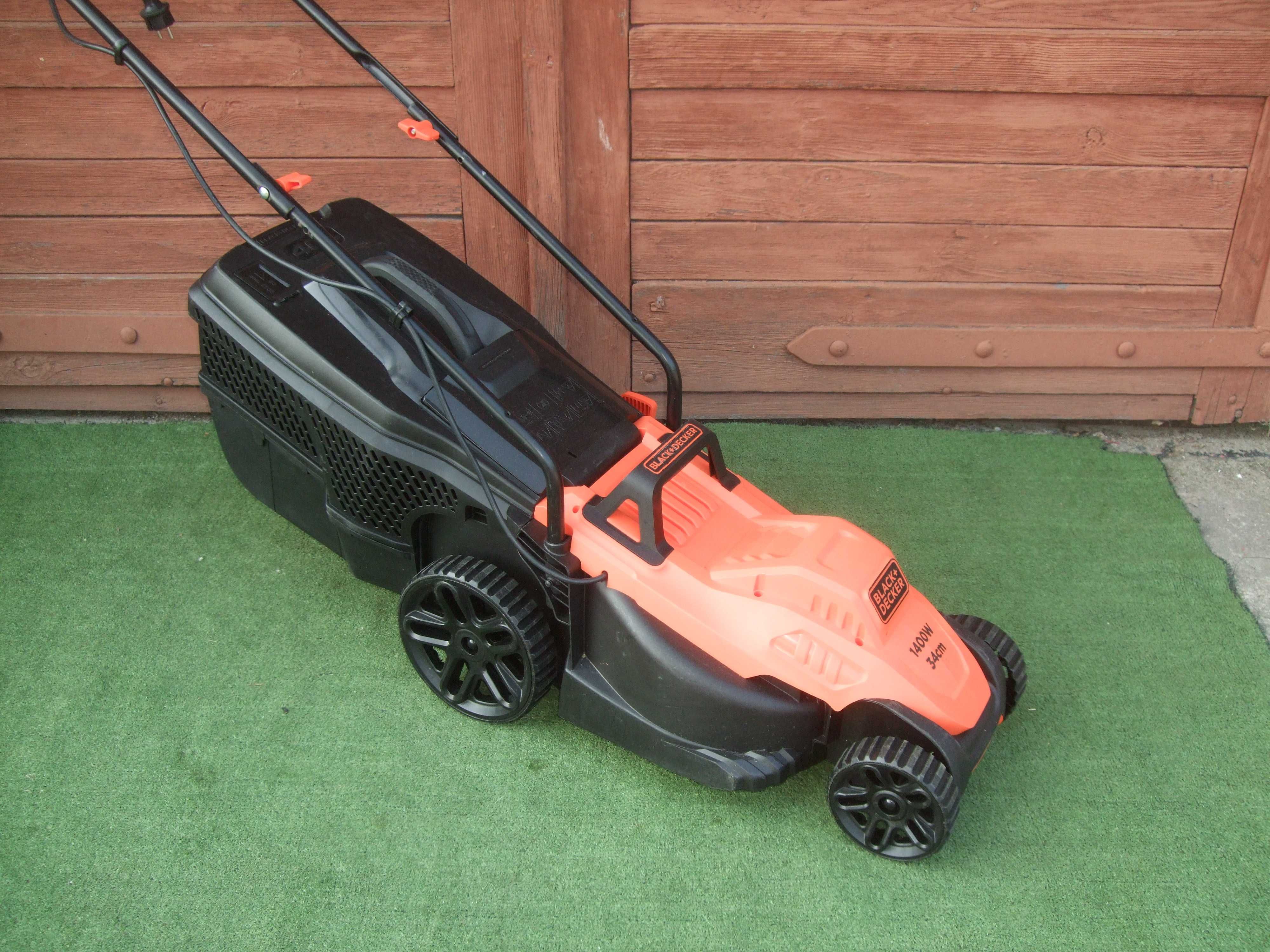 KOSIARKA Elektryczna BLACK & DECKER 1400W 34 cm Jak nowa. Super Stan.