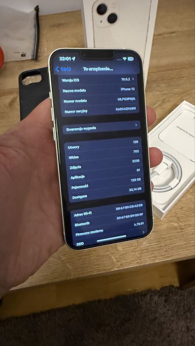Telefon Apple iPhone 13 biały 128gb idealny