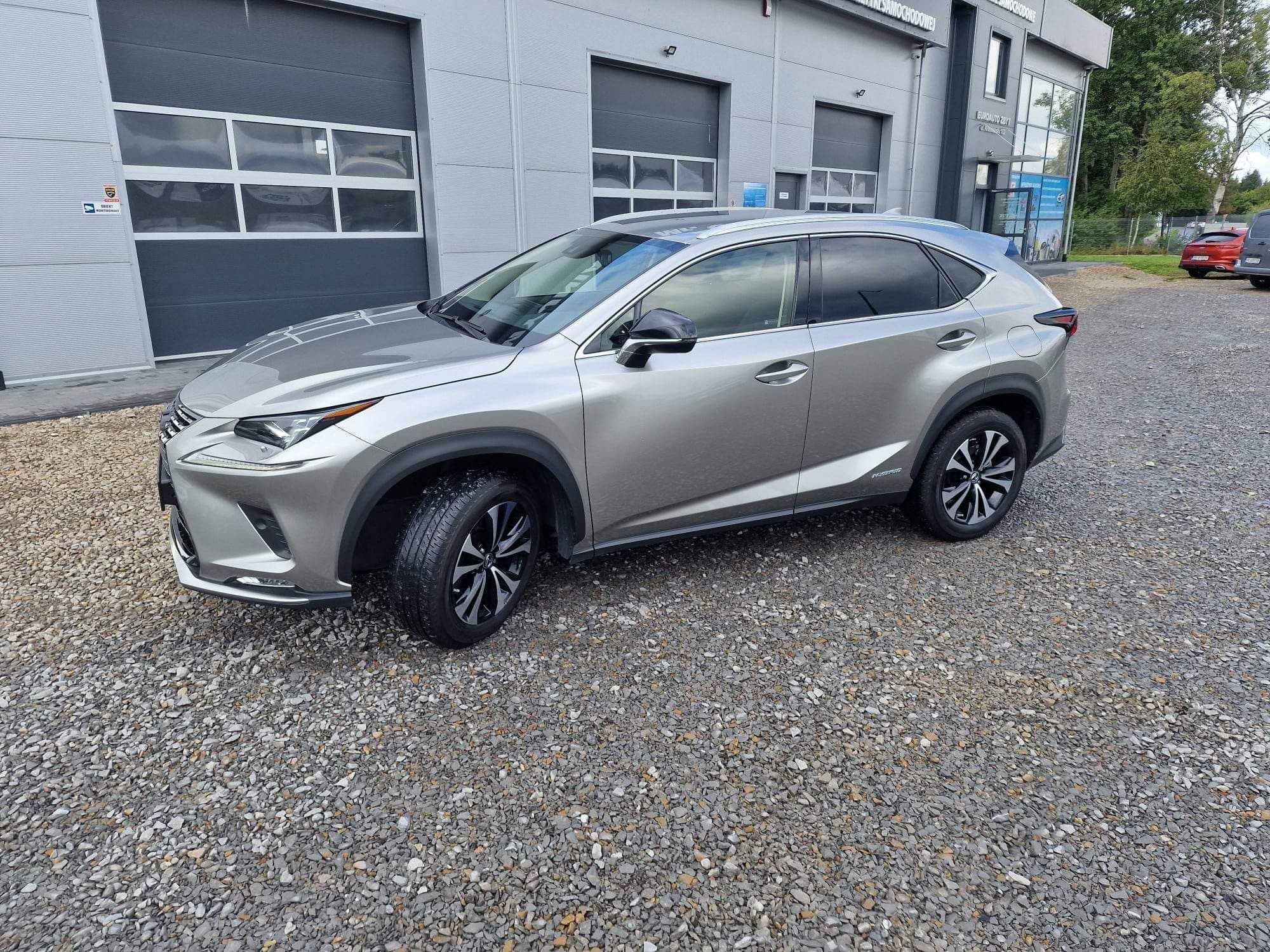 Felgi aluminiowe 4x  18'  od Lexus NX  z rocznika 2021 z oponami letni