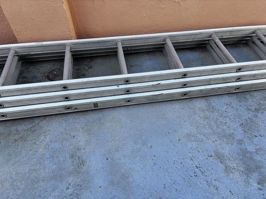Escadote 9mt - 3 lances