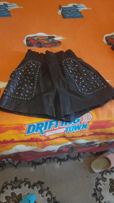 Шорти шкіряні жіночі