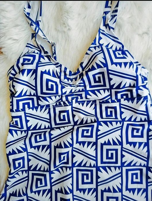 Koszulka kąpielowa do pływania greckie wzory M L