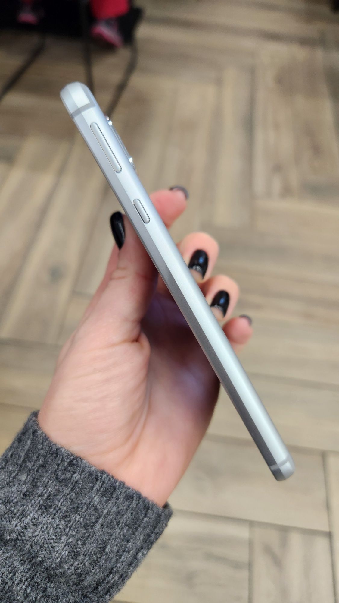 Продам Sharp AQUOS Sense3 SH-02M – компактний, надійний смартфон

Про