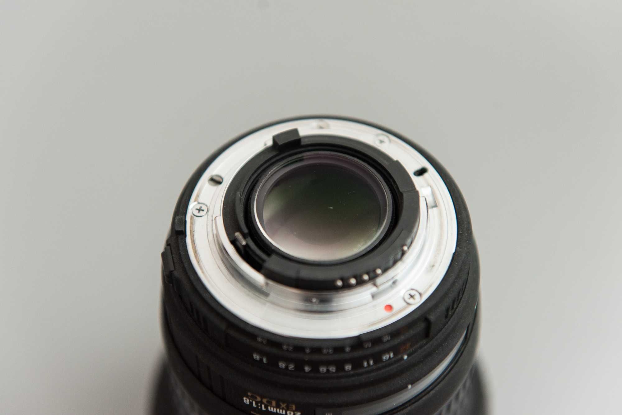 Sigma EX 28mm f1,8 DG MACRO  do NIKONA