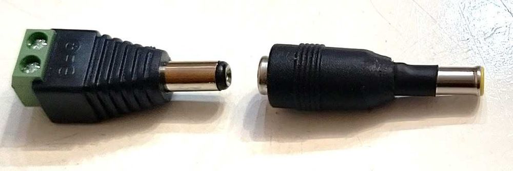 Zestaw naprawczy wtyczki zasilacza -radia Makita DMR 114 , 115