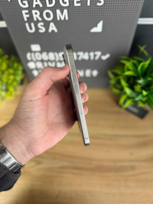 Apple Iphone 15 Pro 128 GB Natural Titanium Neverlock global