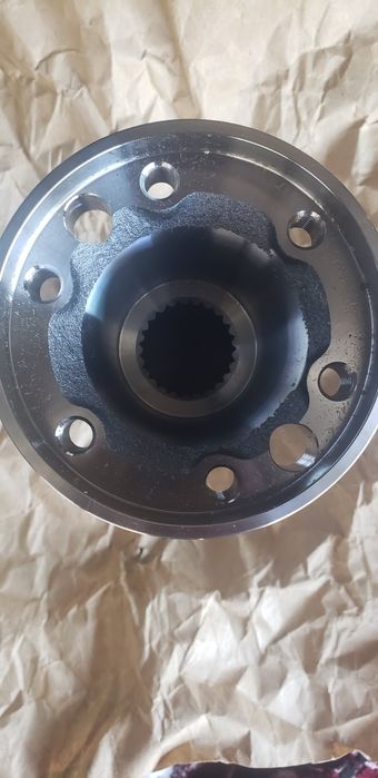 Фланець хвостовика