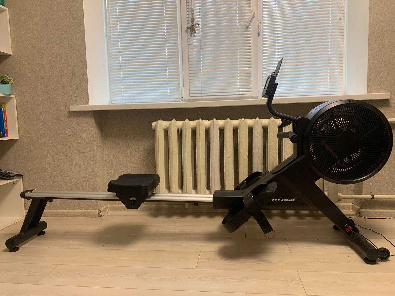 Гребний тренажер FitLogic R1901 / Тренажер для гребли