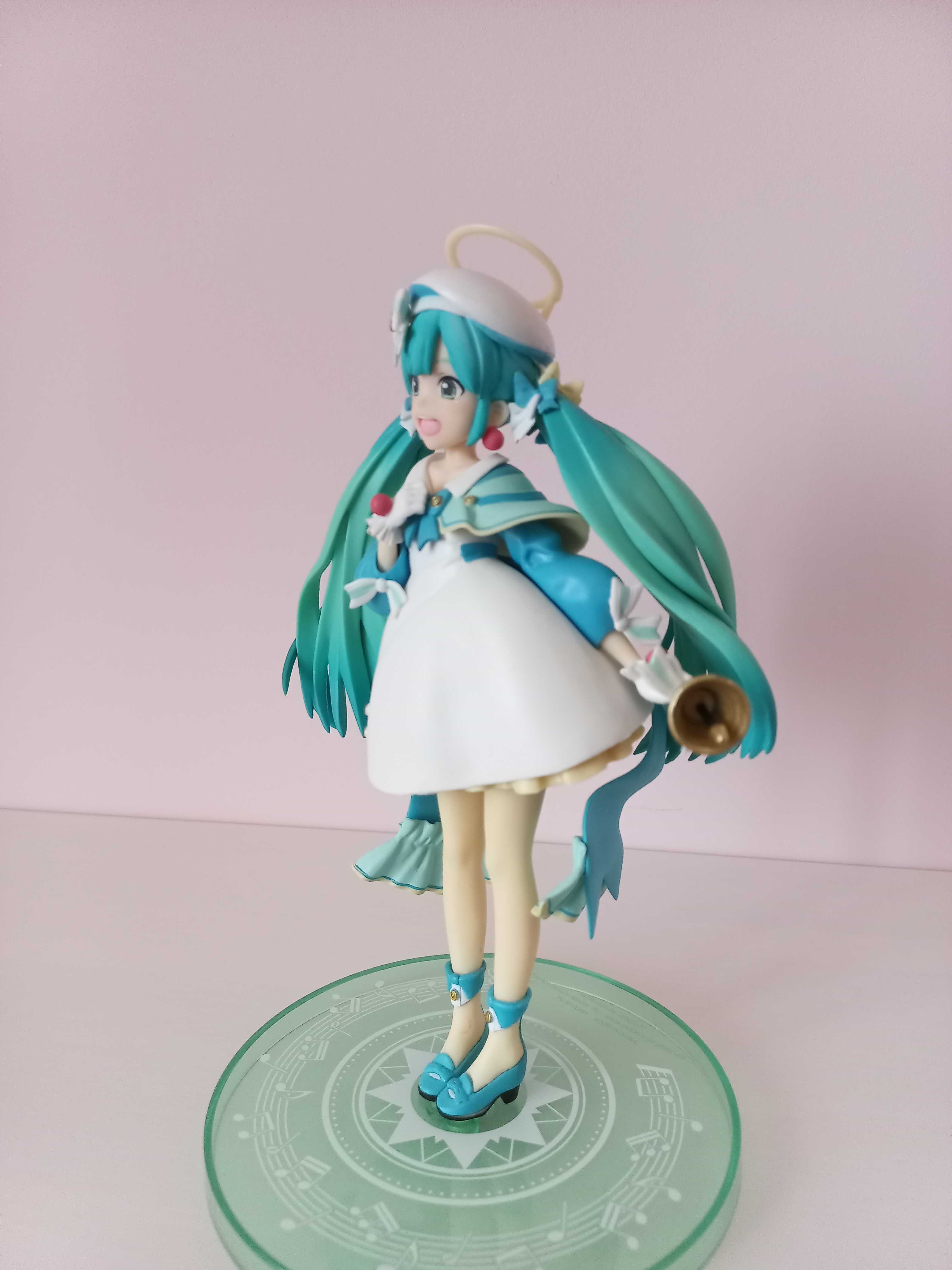 Figurka Vocaloid - Hatsune Miku 2nd Season Winter Version