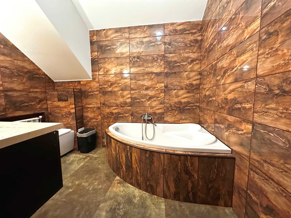 Ексклюзивна пропозиція будинок з усіма зручностями в  м.Стрий