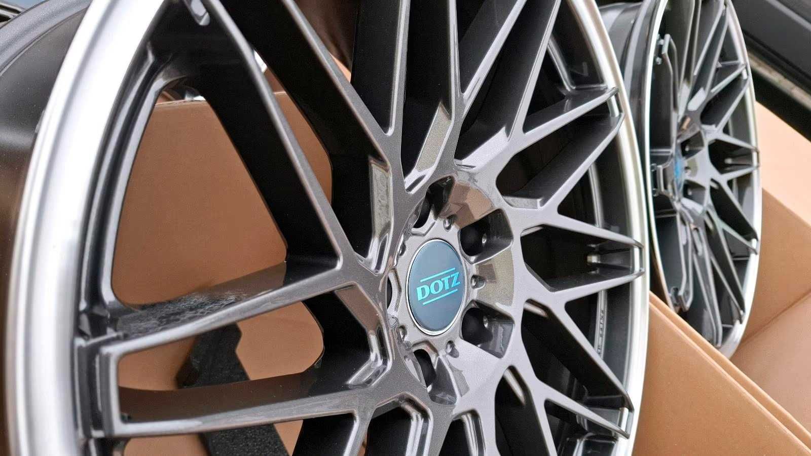 [55] 18 Cali 5x120 NOWE Felgi aluminiowe ET35 Dotz BMW wyróżnij się