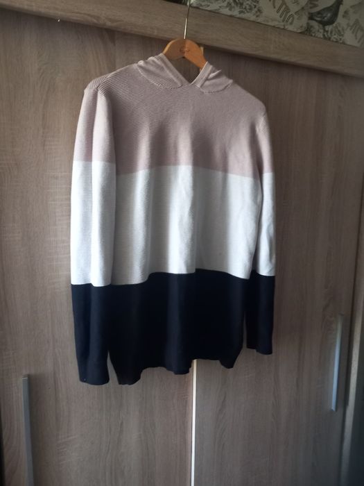 Zestaw ubrań damskich i męskich