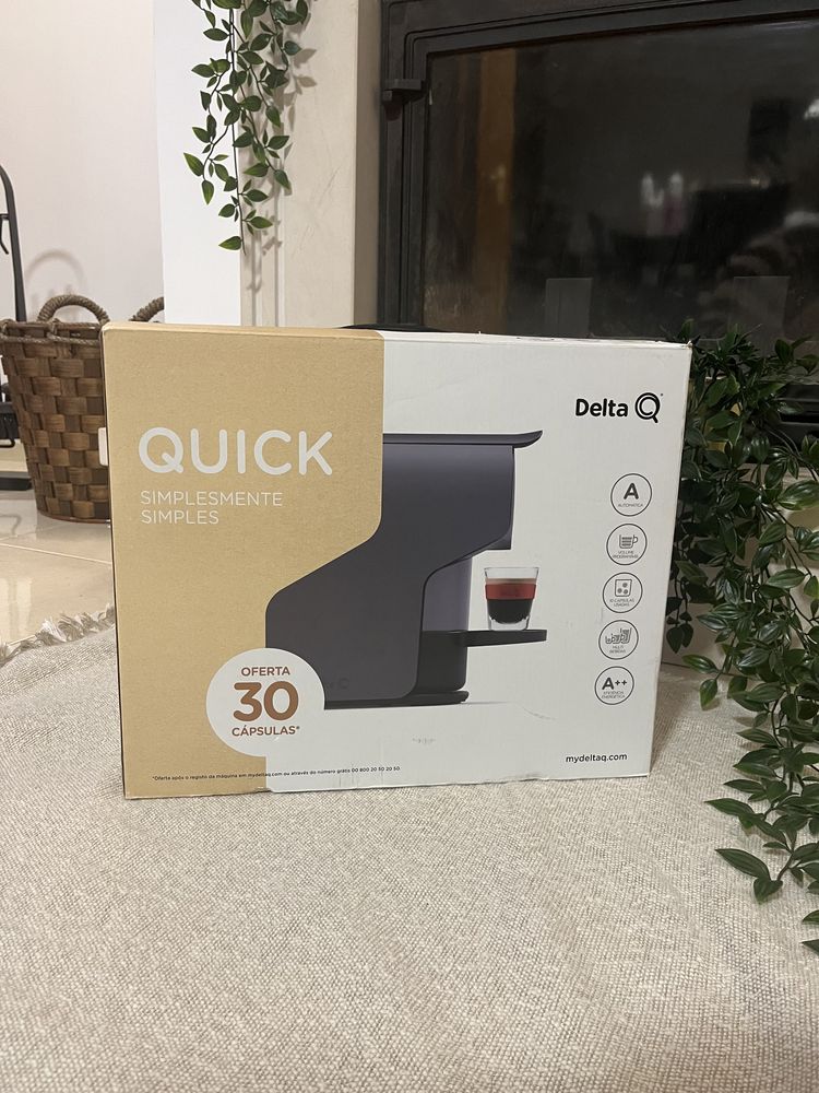 Máquina de Café Delta Q Quick Preto