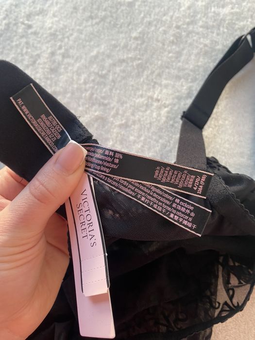 Body czarne koronkowe Victoria’s Secret VS logowane cyrkonie diamenty