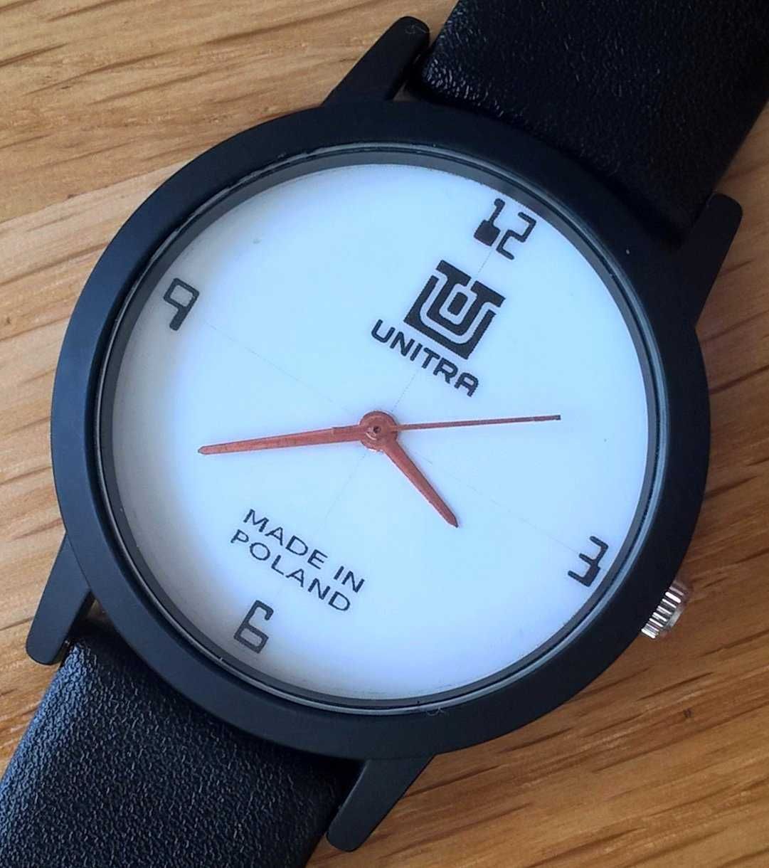 ZEGAREK UNITRA, nie Warel, rzadki jak Błonie. Chodzi. Wysyłka gratis