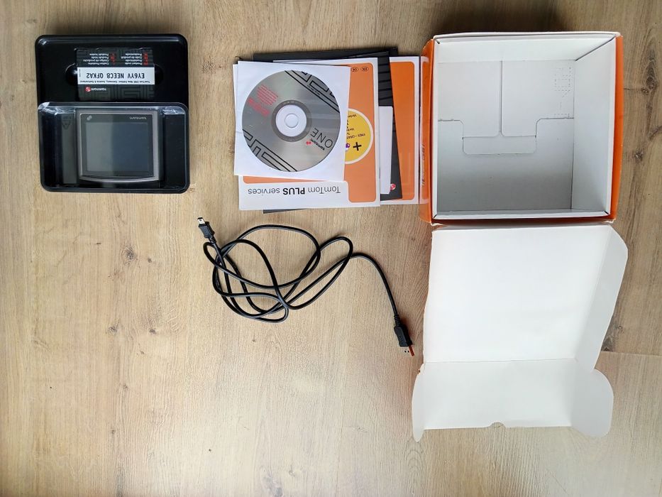 Tomtom start 52 plus ogromny gratis, tomtom one!!!