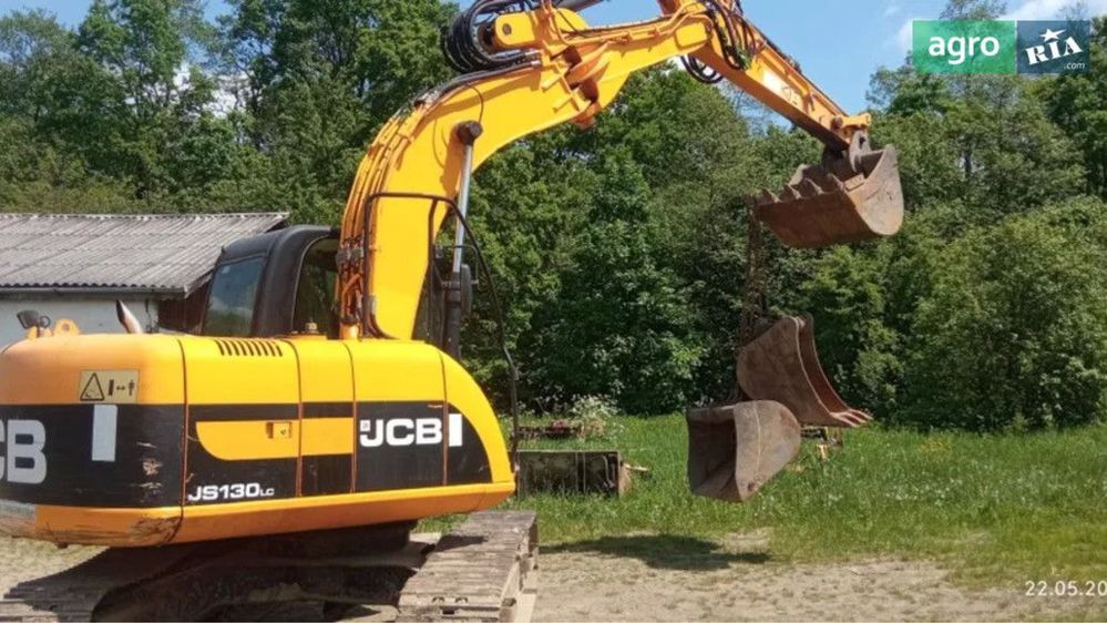 Аренда гусеничного екскаватора JSB 130 с гидромолотом