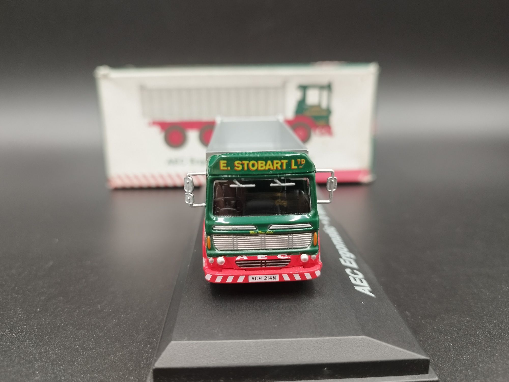 1:76 Atlas AEC Ergomatic 6 Wheel Tipper model