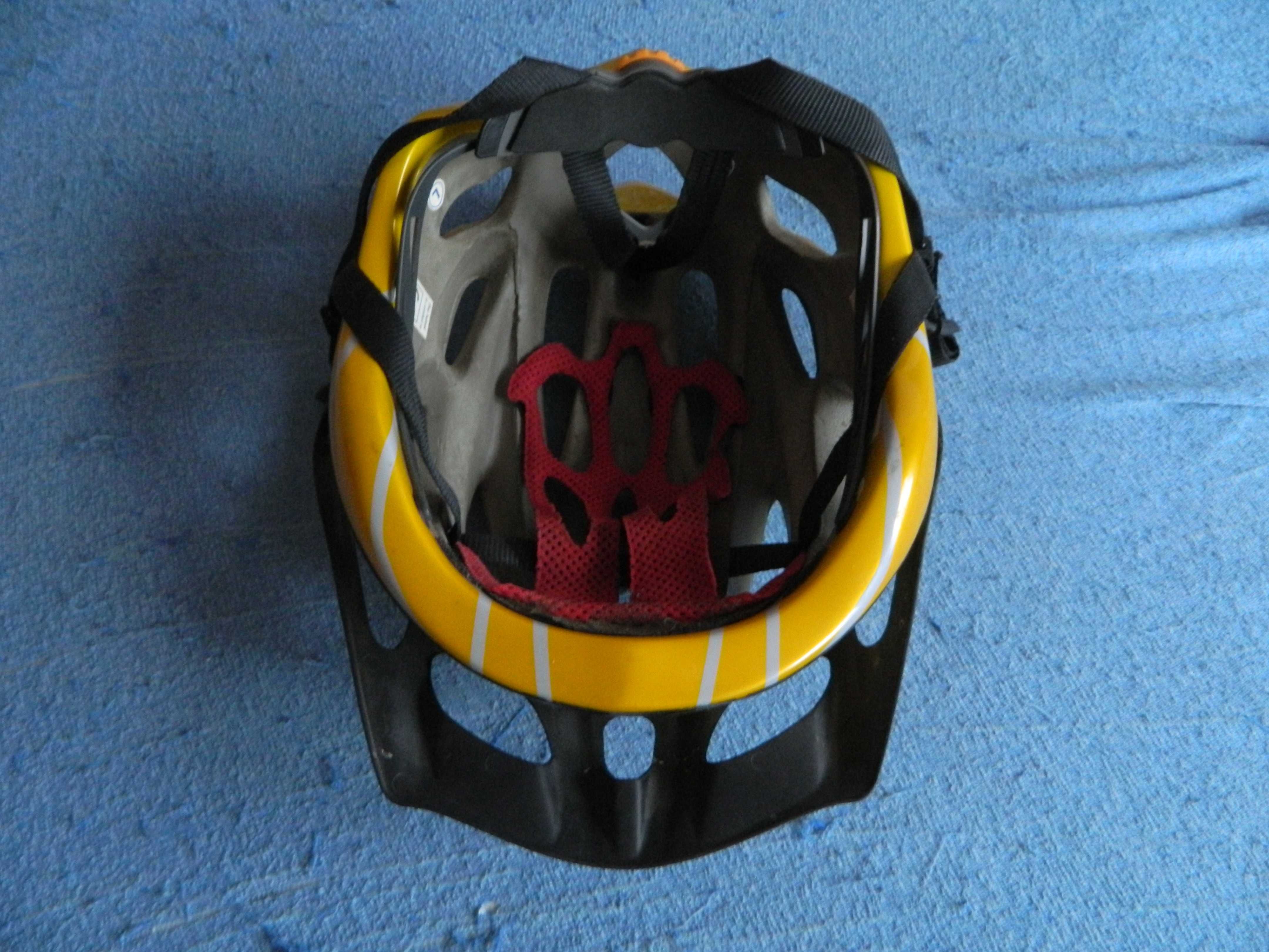 Kask rowerowy 60 cm bardzo silny