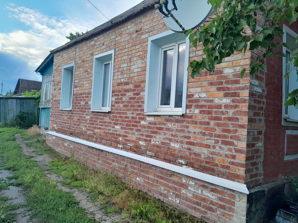 Продам будинок...