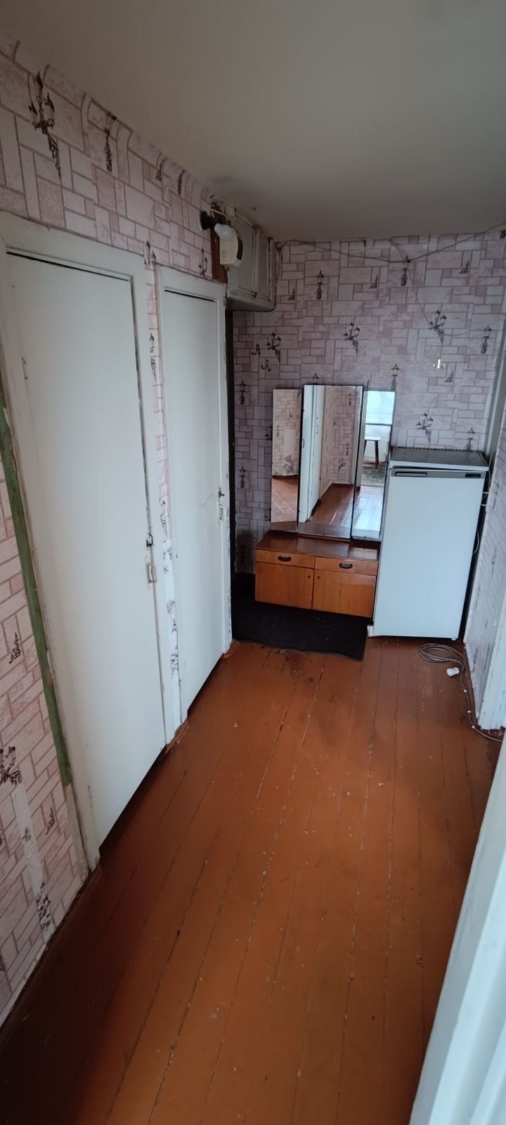 Продам 2к квартиру пр.Пилипа Орлика 15.