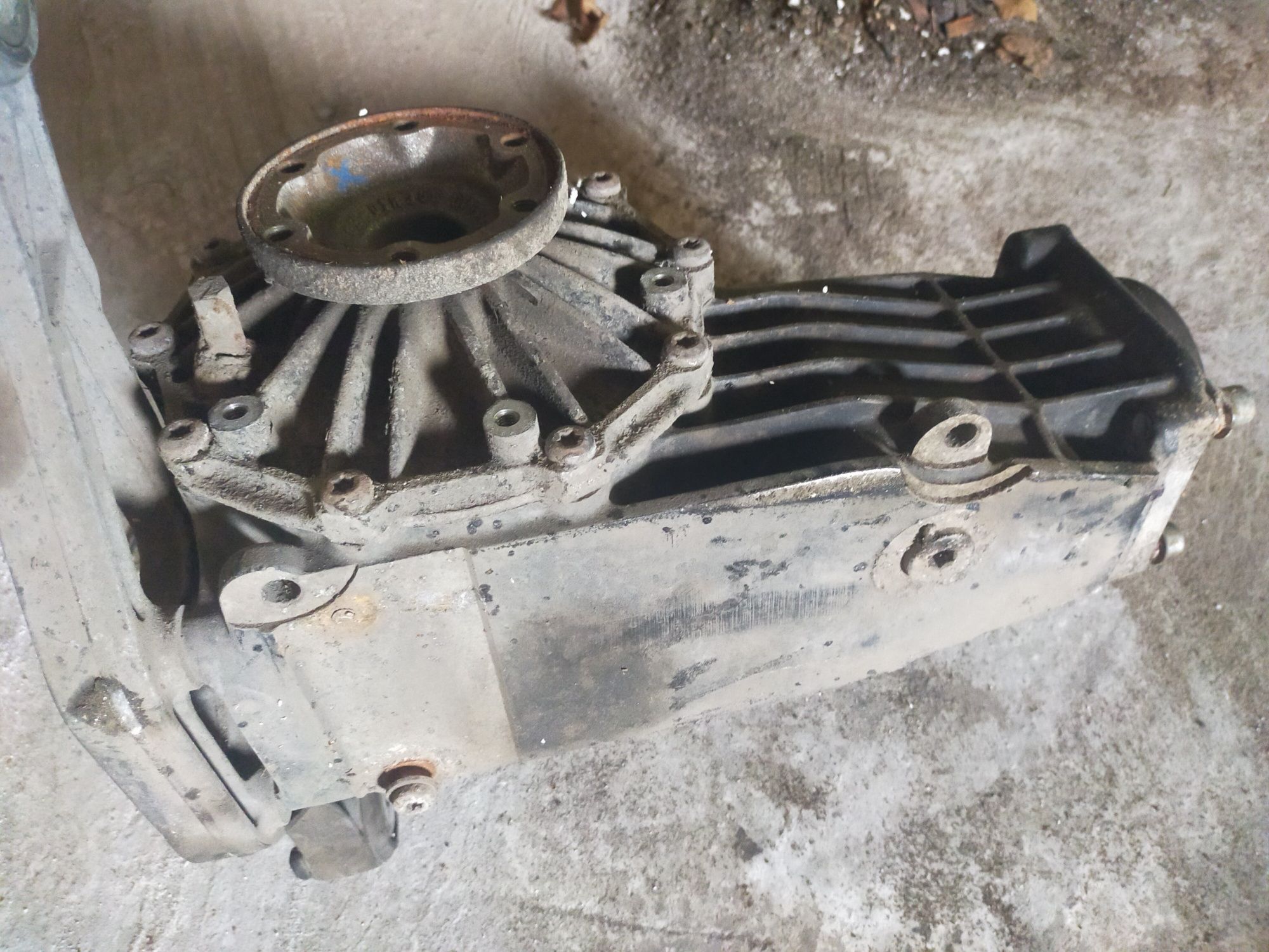 Tylny most audi A8 D3 3.7v8
