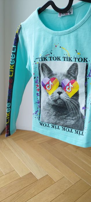 Zestaw koszulek z krótkim rękawem t-shirt paski cekiny królik 134/140