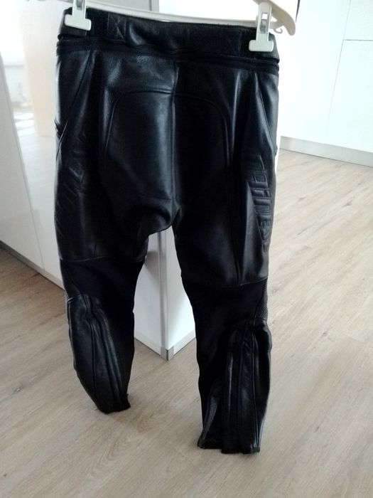Calças em pele Dainese