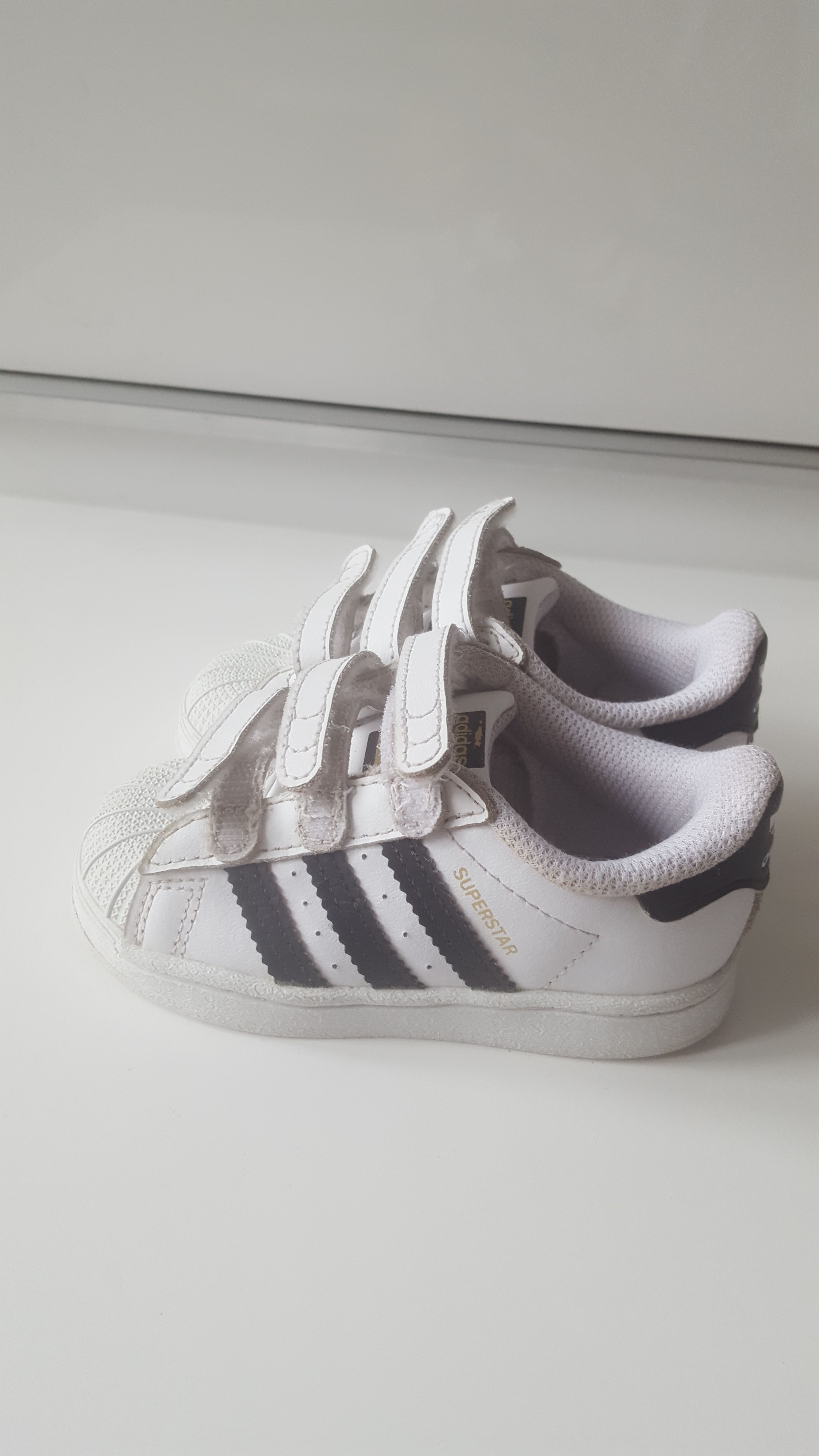 Buty Adidas Superstar rzepy  22 używane