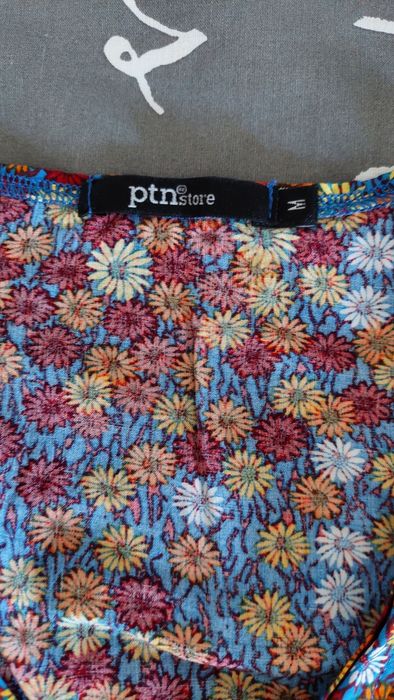 Top floral como novo  PTN  M