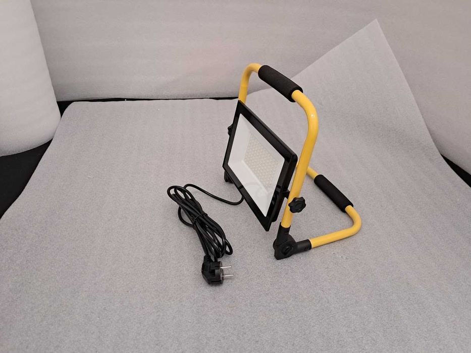 Reflektor budowlany LED 100 W zimny biły IP 66