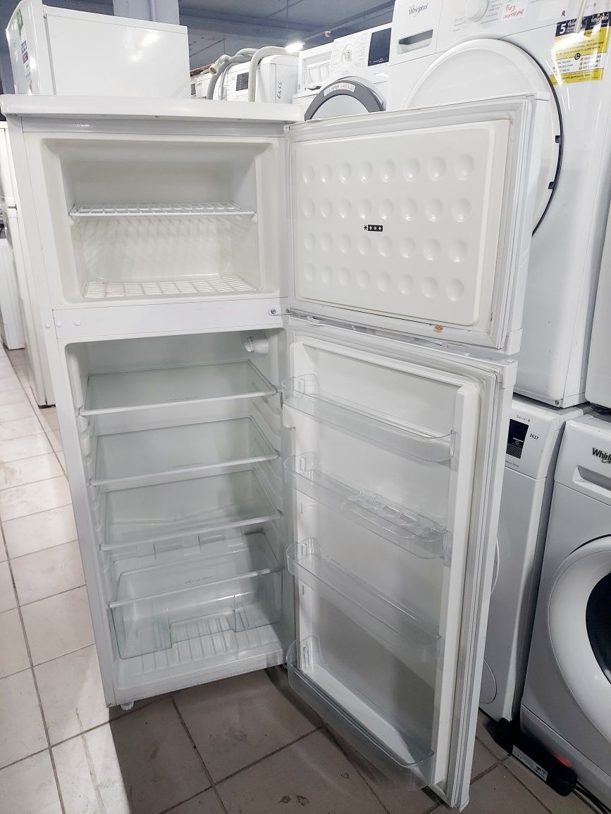 Холодильник Indesit TIA 14 S AA Доставка, занос, гарантія !!!