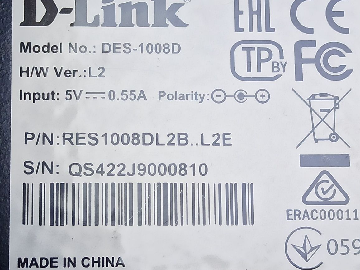 Комутатор D-Link DES-1008D 8xFE, Desktop металл, некерований.