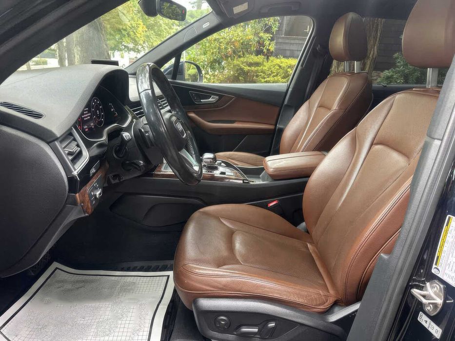 Audi Q7 quattro Premium Plus      2017