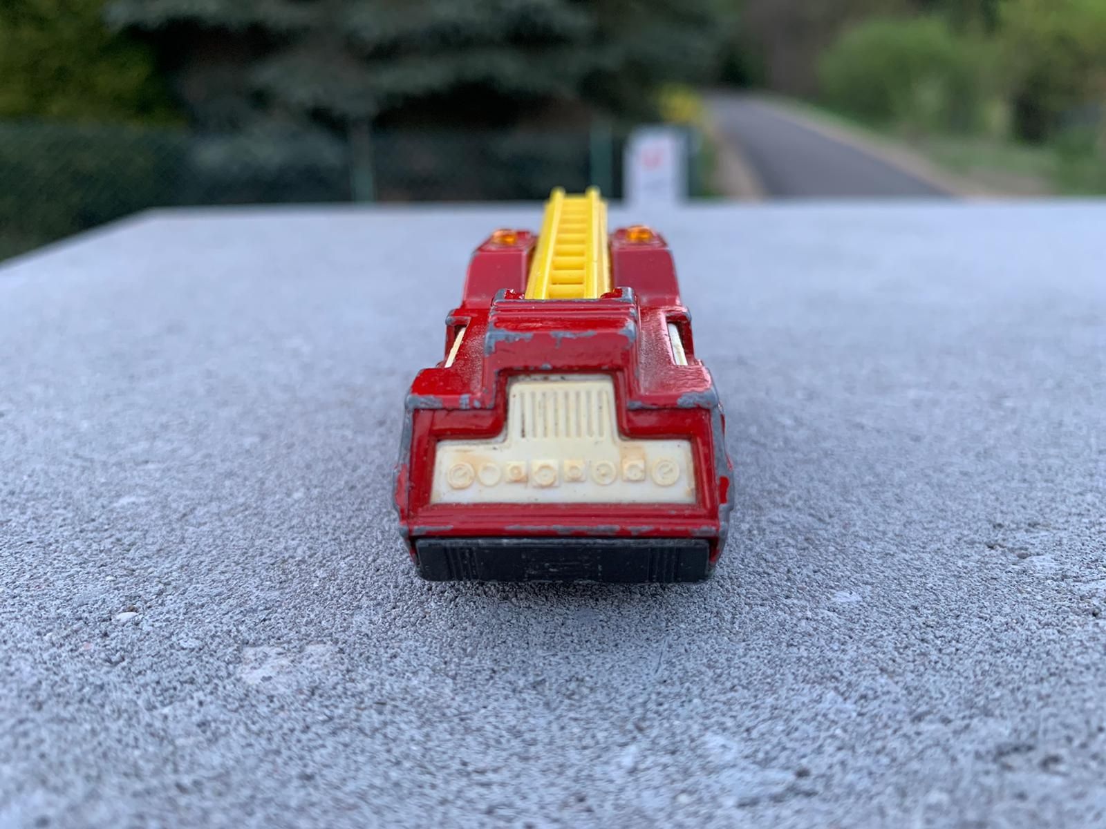 MATCHBOX Superfast 22 Blaze Buster Straż