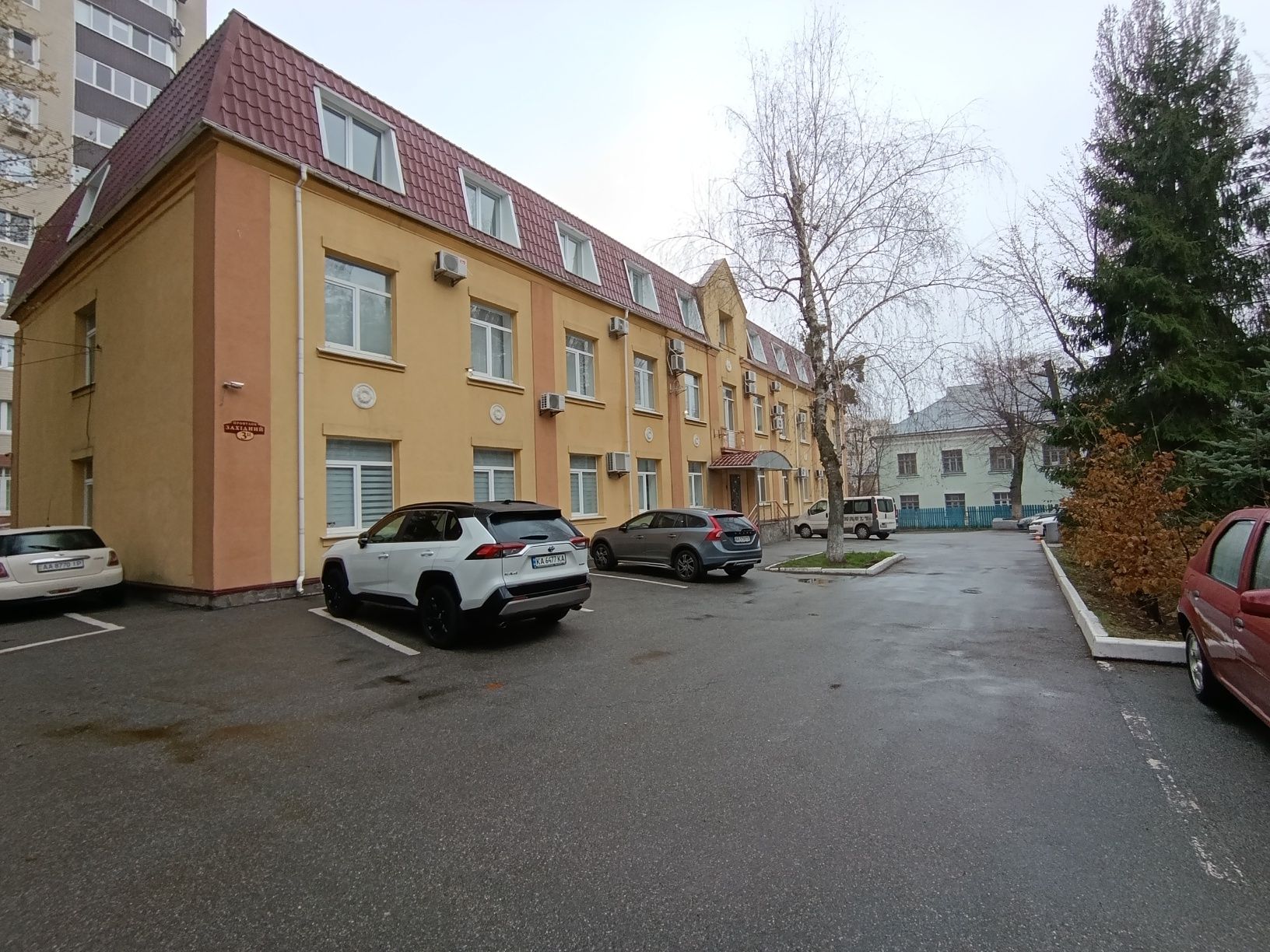 Без комісії | 1й поверх | 37 м² | Шулявка, Гарматна, Вацвала Гавела