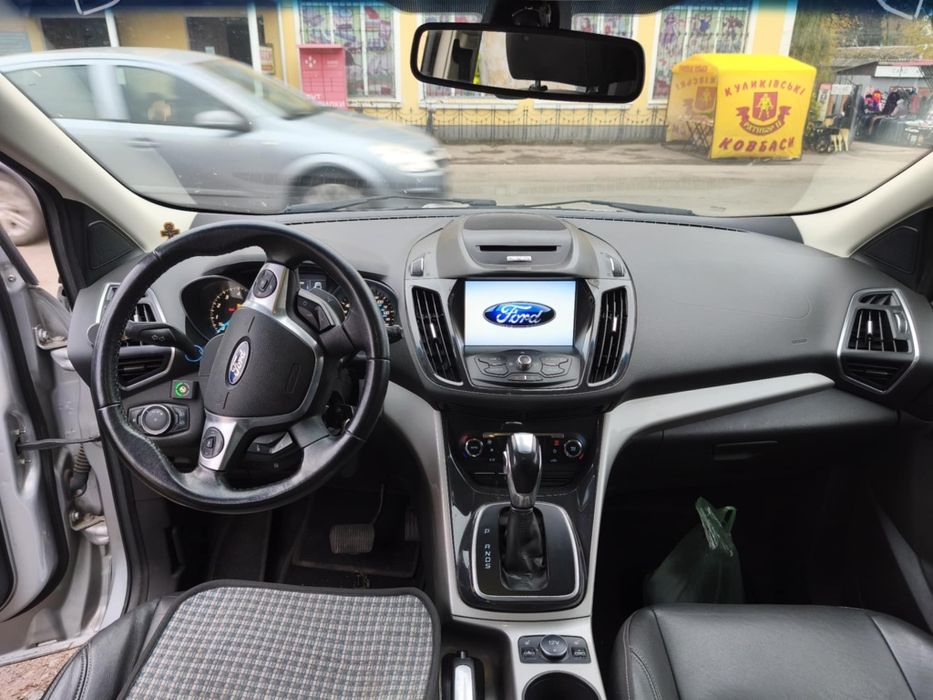 Продам Форд Ескейп 2012 року