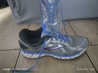 Buty do biegania Brooks GTS-16 Edition r.45