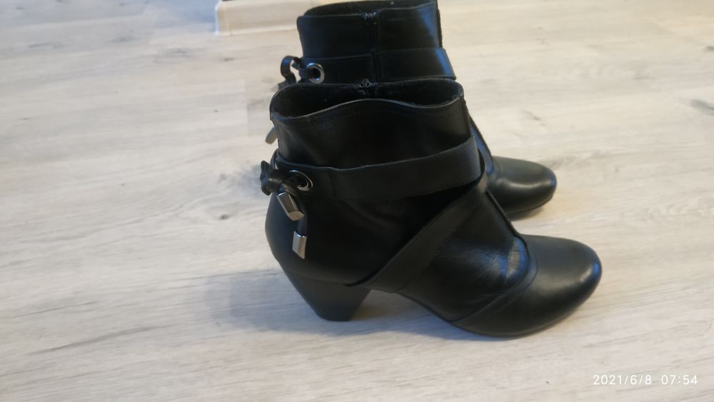 Ботинки  жіночі max 40